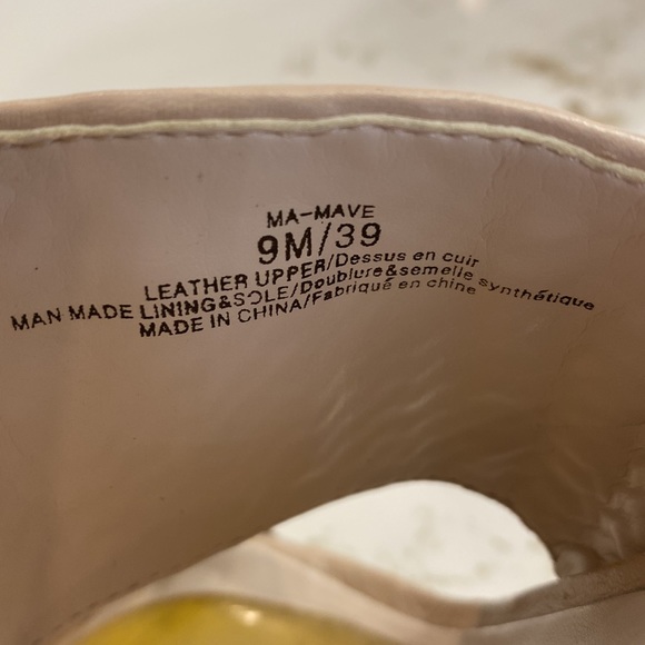 BCBGMAXAZRIA Mave cut-out Wedges 39 - Picture 3 of 9